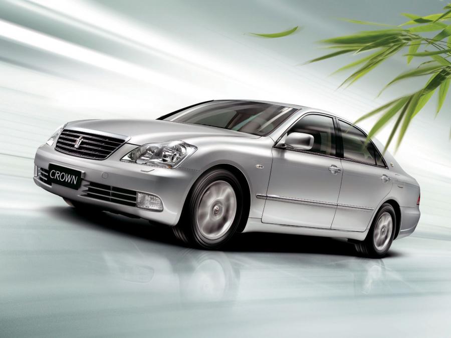  Toyota Crown Royal 2005 года  (CN) (фото 6 из 8)